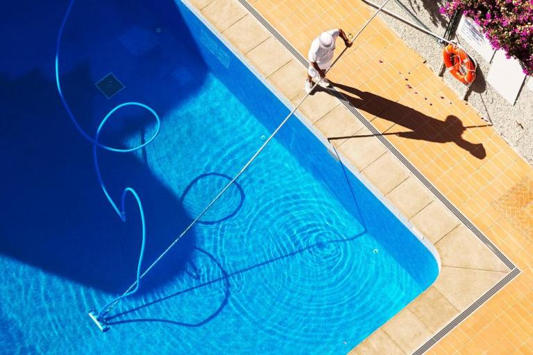 Nos conseils pour l'entretien de la piscine à Belleville-en-Beaujolais